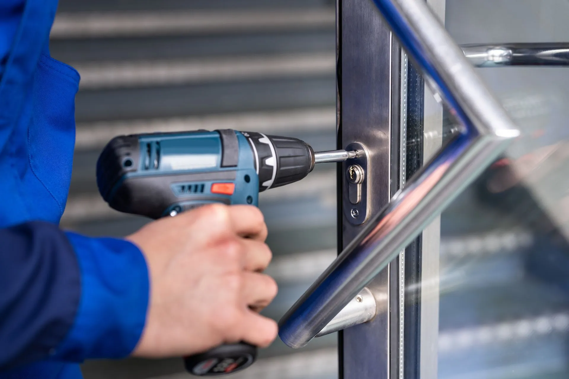 Commercial locksmith services